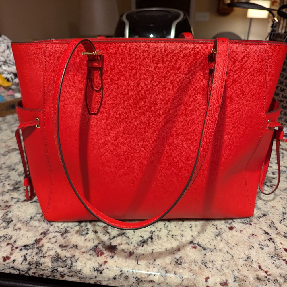 Michael Kors Vibrant Red Tote - Picture 2 of 4